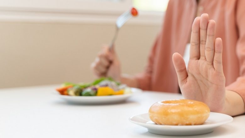 Strategii Eficiente pentru Controlul Colesterolului: Obiceiuri de Seară care Fac Diferența