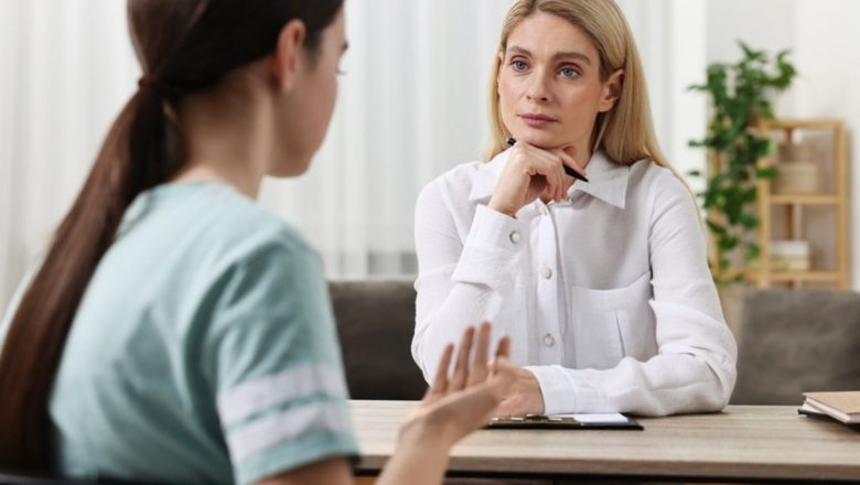 Ghidul complet al profesiilor de sprijin: consultant, consilier, psiholog, coach și life coach