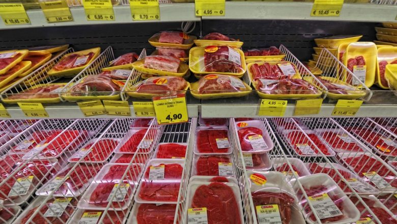 Produse din carne din supermarket pe care ar fi bine să le eviți: Ghid esențial pentru consumatori
