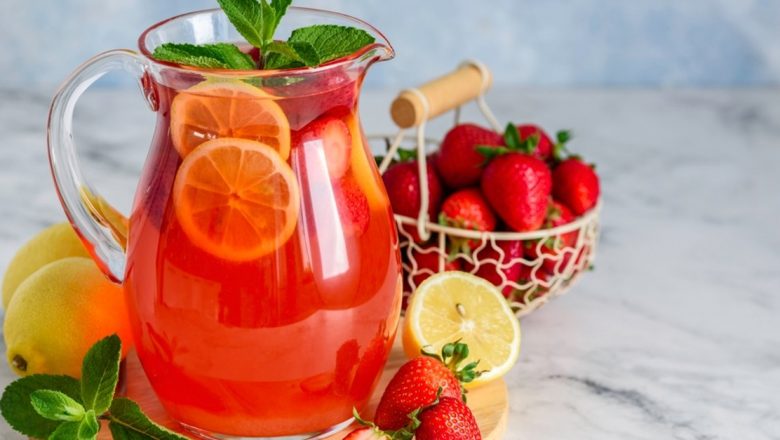 Limonada cu căpșuni: O băutură delicioasă și sănătoasă pentru vara aceasta