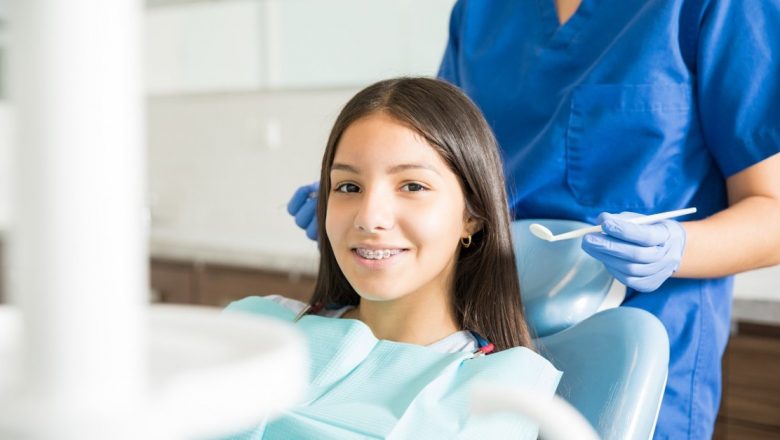 Aparatul dentar: Cheia unui zâmbet sănătos și atrăgător. O analiză detaliată asupra ortodonției moderne
